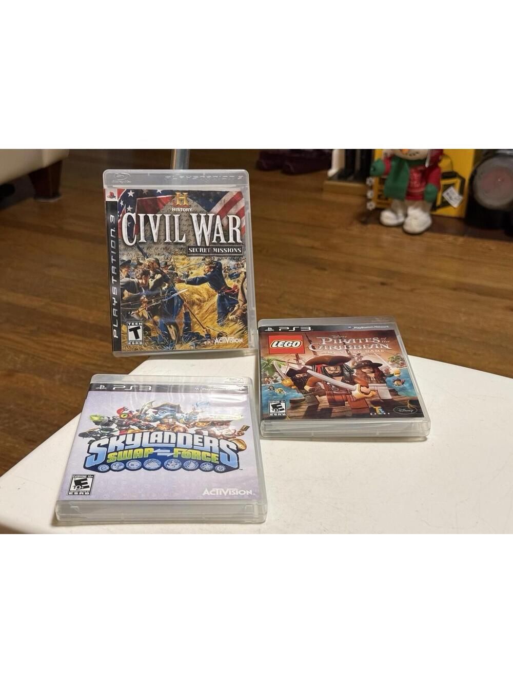 PS3 Games Lot Of 3 , Civil War , Pirates Of The Caribbean, Skylanders